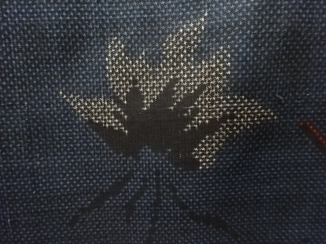 JAPANESE KIMONO / ANTIQUE KIMONO / SILK / DORO OSHIMA TSUMUGI / WOVEN FLOWERS
